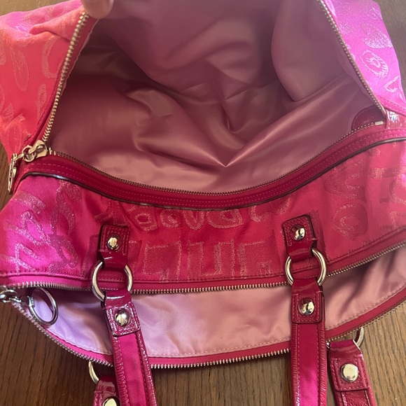 COACH Poppy Storypatch Tote Bag EUC - Picture 9 of 9